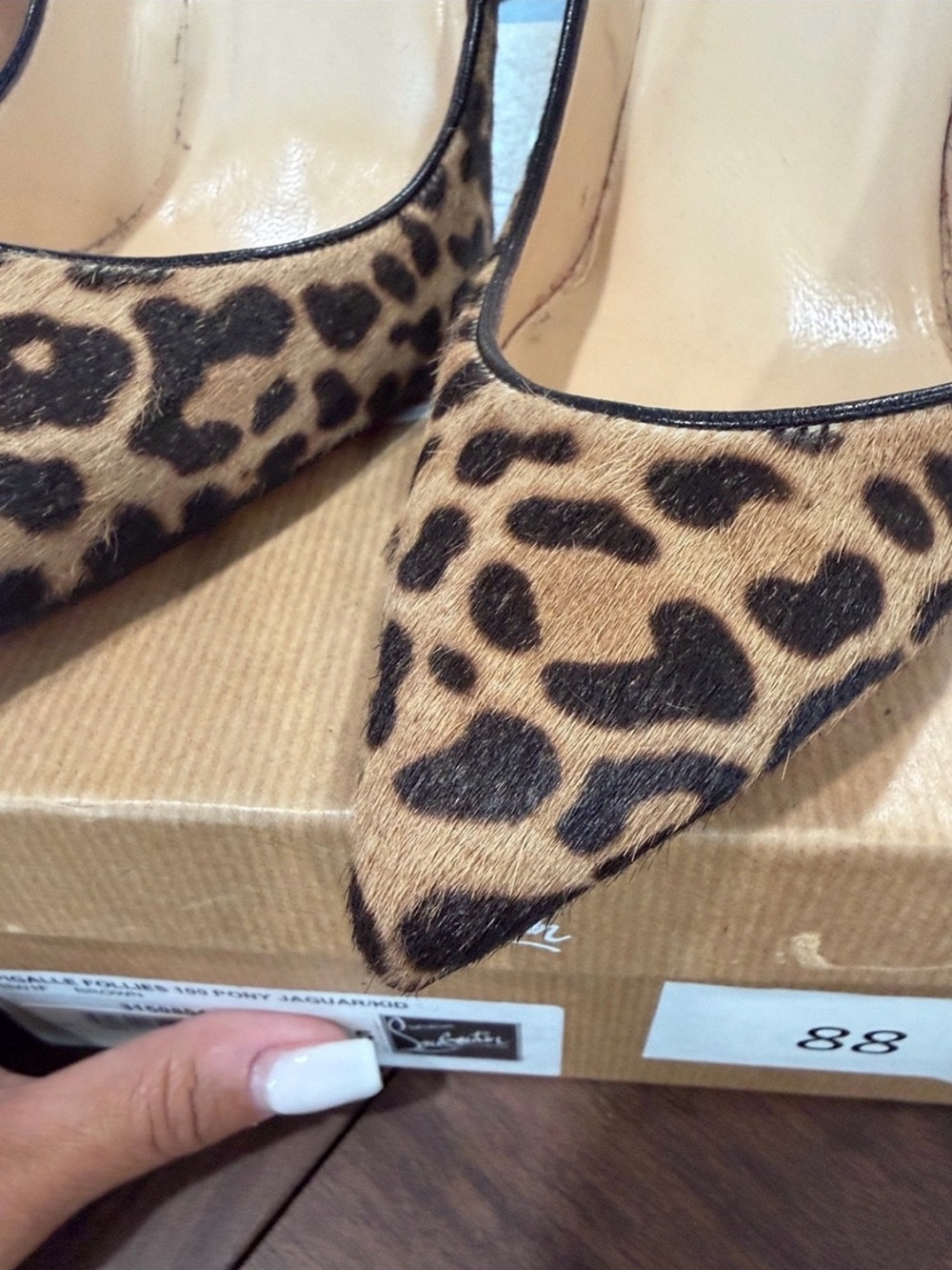 Christian Louboutin Leopard Calf Hair Pointed Toe Pumps with Red Sole - Picture 4 of 16